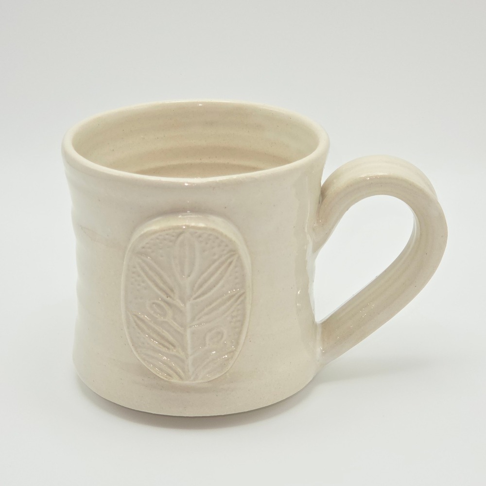 Black Oak Art Handmade Stoneware Coffee Mug Ivory Raised Leaf Medallion Waco Tx